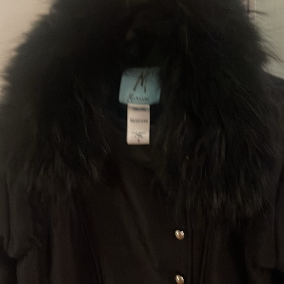 Brand new black ski jacket with fur collar and fur cuffs - Picture 2 of 5